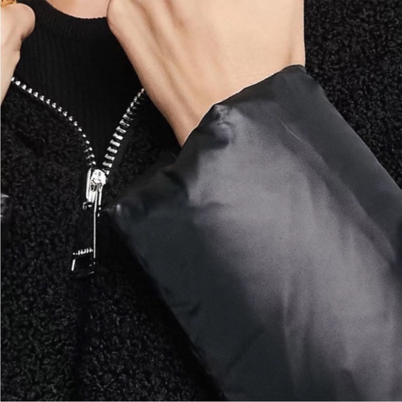 Women’s Calvin Klein Jacket - Picture 7 of 8